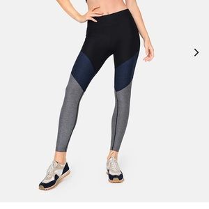 Outdoor Voices NWOT Springs 7/8 Tricolor Leggings